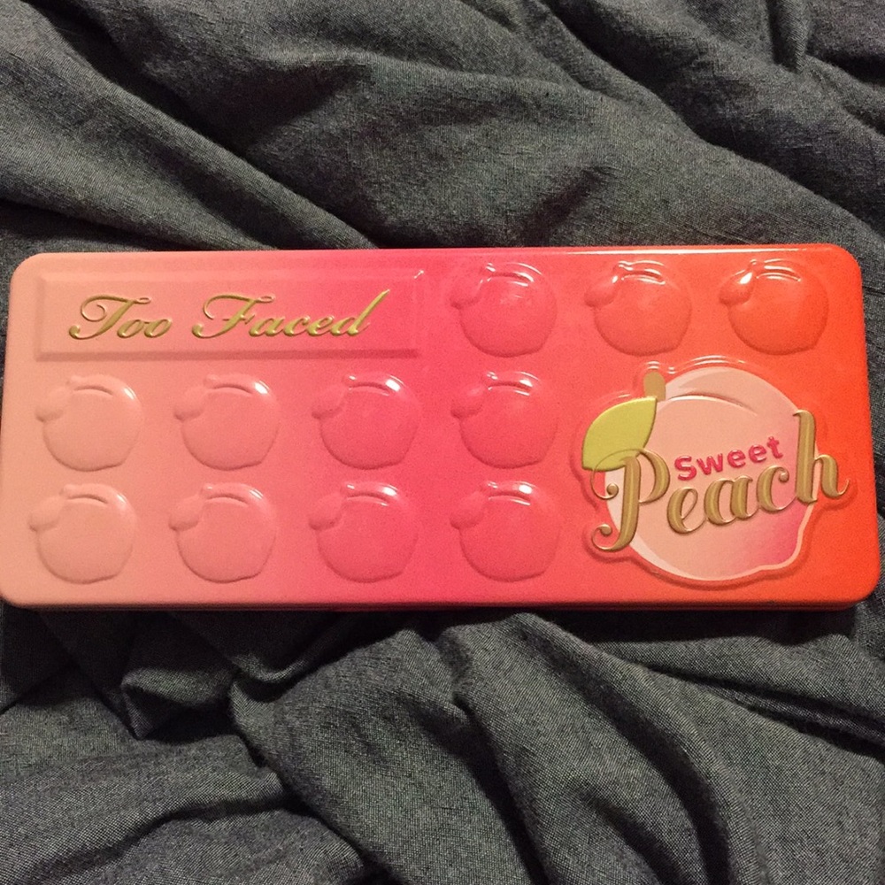 Too faces sweet peach palette